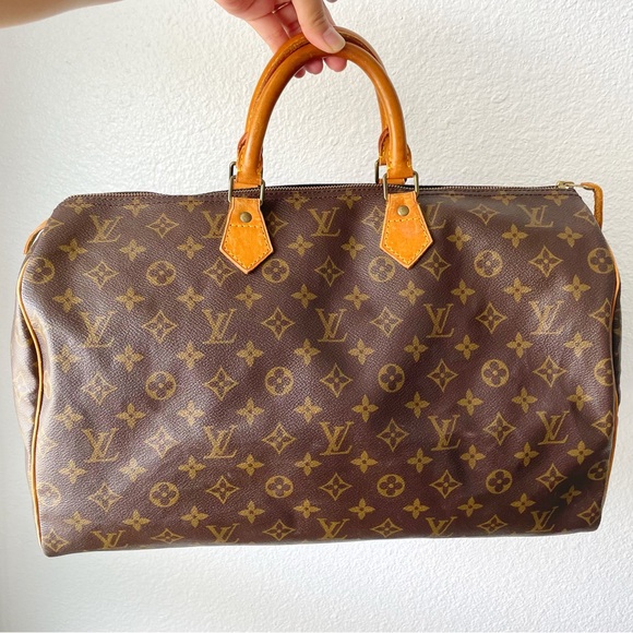 Louis Vuitton Monogram Speedy 40 - Picture 1 of 15